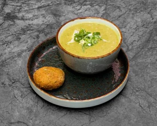 Nigeriaanse curry soep met aubergine